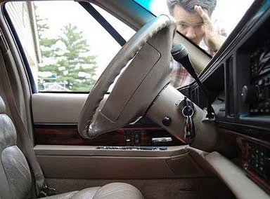 Universal Locksmith Store Irvine, CA 949-705-4069 Universal Locksmith Store Irvine, CA 949-705-4069 - 20-Car-Lockout